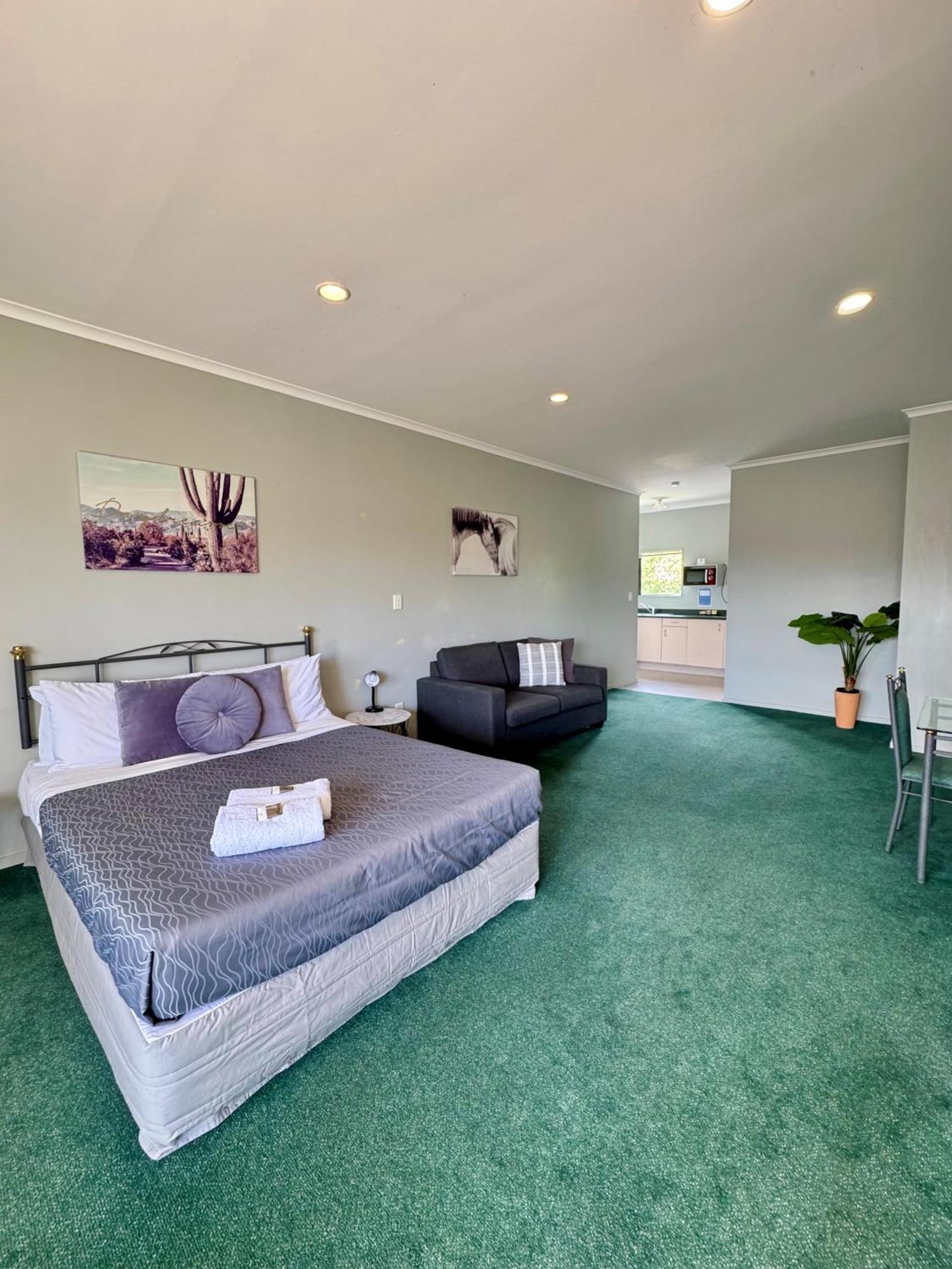 O'Reillys Motel Matamata Exterior photo
